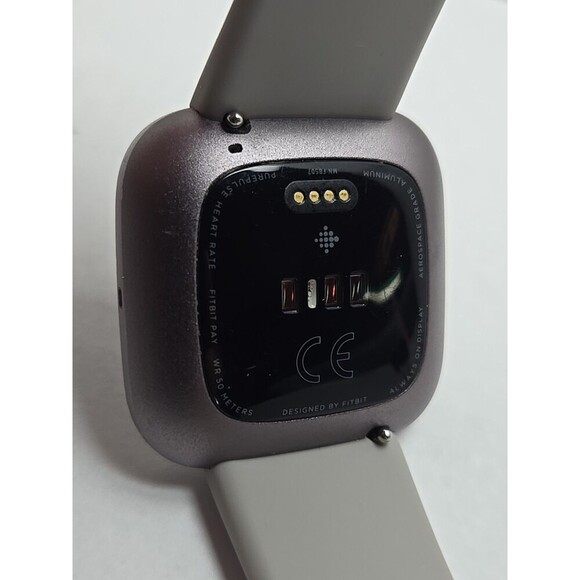Fitbit Versa 2 Smartwatch Gray 40mm Alexa WR50M Always On Display No Charger - Picture 7 of 10